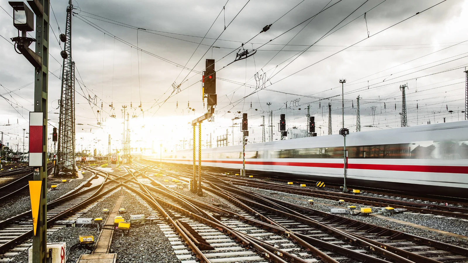 Railway_general_image.jpg Railway_general_image.jpg