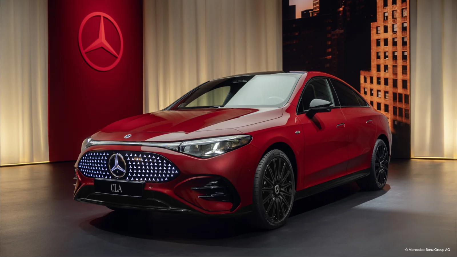 Mercedes_Benz_CLA_Header.png Mercedes_Benz_CLA_Header.png