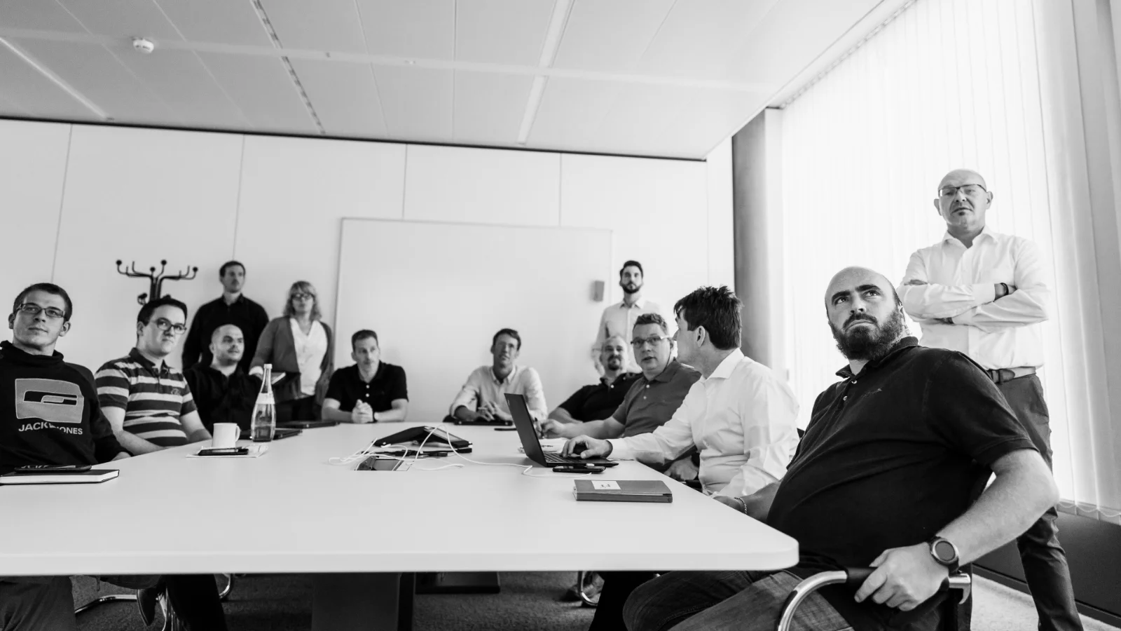 mbse-requirements-engineering-engineers-meeting.jpg mbse-requirements-engineering-engineers-meeting.jpg
